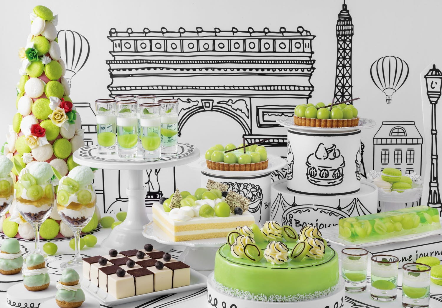 シャインマスカット主役のスイーツビュッフェ、大阪で開催 旬の果実が2Dケーキやテリーヌに