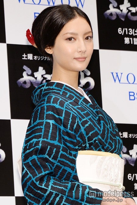 菜々緒 すごく刺激的 成宮寛貴との 濃密な絡み を暴露され照れ笑い モデルプレス 菜々緒 すごく刺激的 成宮寛貴との 濃密な絡み を暴露され照れ笑い モデルプレス