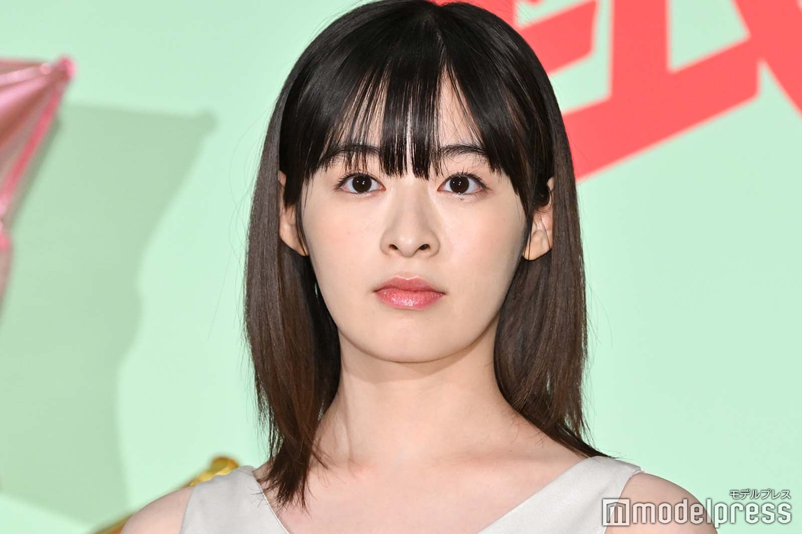 森七菜、キャミドレスで美背中大胆見せ「大人っぽくて素敵
