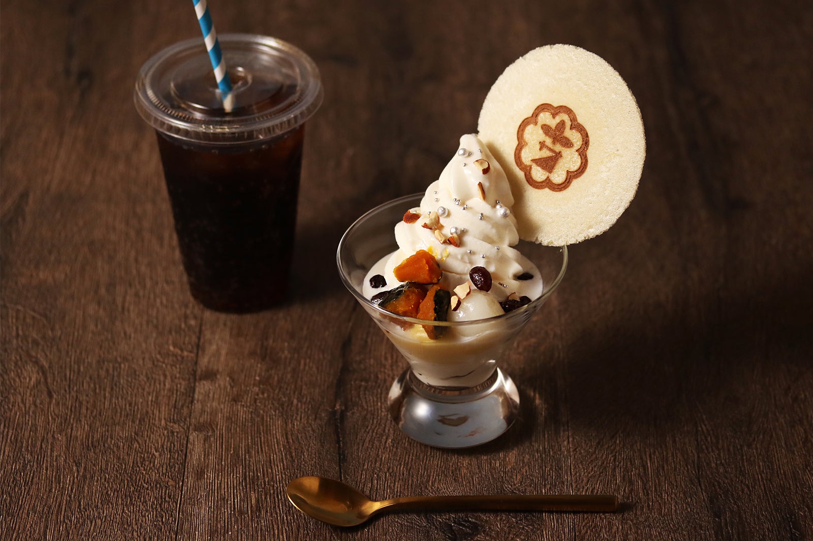 サナギのパフェモーモーチャーチャー￥500／画像提供：ポトマック