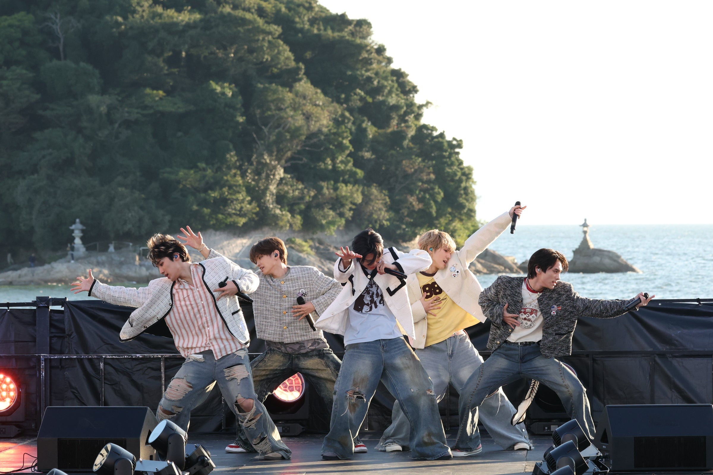 WILD BLUE（C）MIKAWA PALETTE produced by TGC STAGE