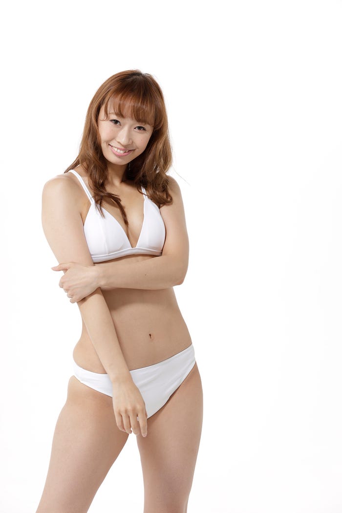 ミスFLASHセミファイナリスト中間2位:日野アリス(C)光文社/週刊FLASH 写真◎岩松喜平