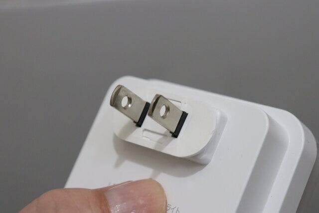 スライドコンセントカバー2P　取り付け方法