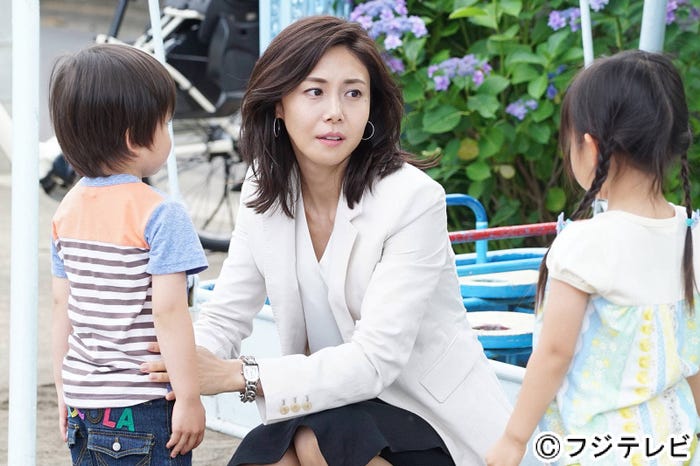 松嶋菜々子「営業部長 吉良奈津子」第1話より/画像提供:フジテレビ