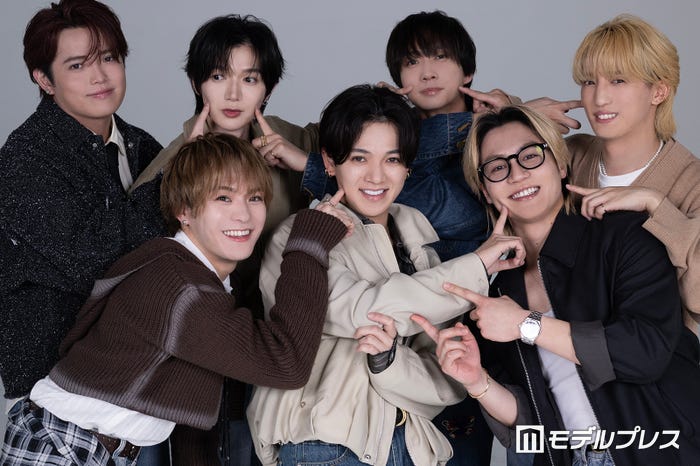 Travis Japan(上段左から)吉澤閑也、七五三掛龍也、中村海人、川島如恵留(下段左から)松倉海斗、宮近海斗、松田元太(C)モデルプレス