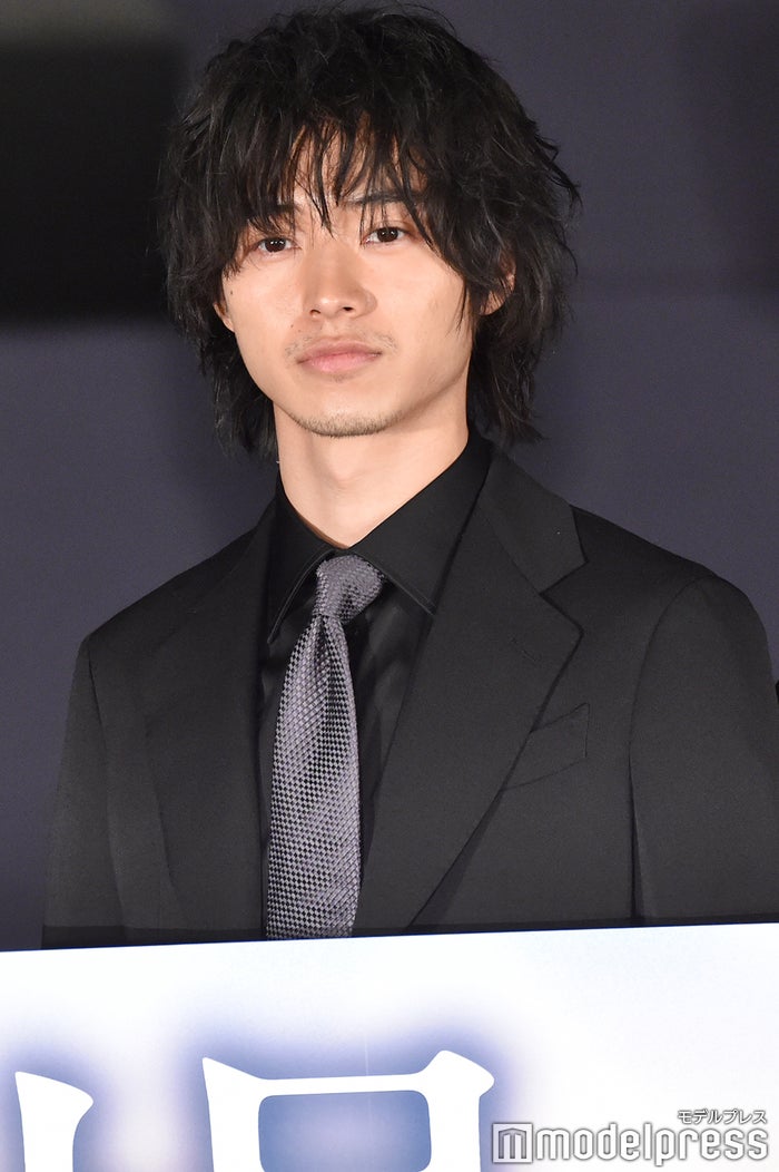 山崎賢人 松岡茉優 無観客の映画館で 異例 イベント参加 不思議な気分 劇場 モデルプレス