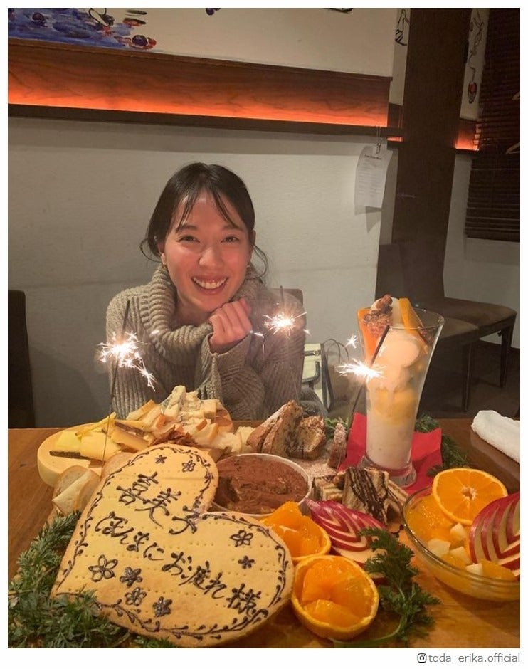 戸田恵梨香、2020年は「いろんな涙を流しました」 仕事納めを報告 