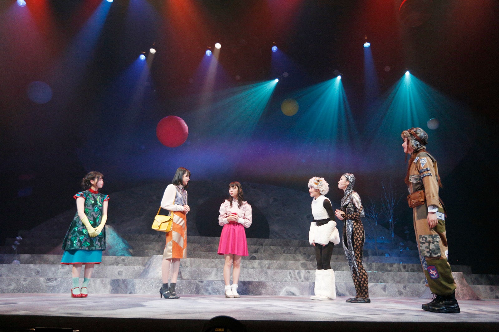 舞台「星の王女さま」ゲネプロより（画像提供：ソニー・ミュージックレーベルズ）