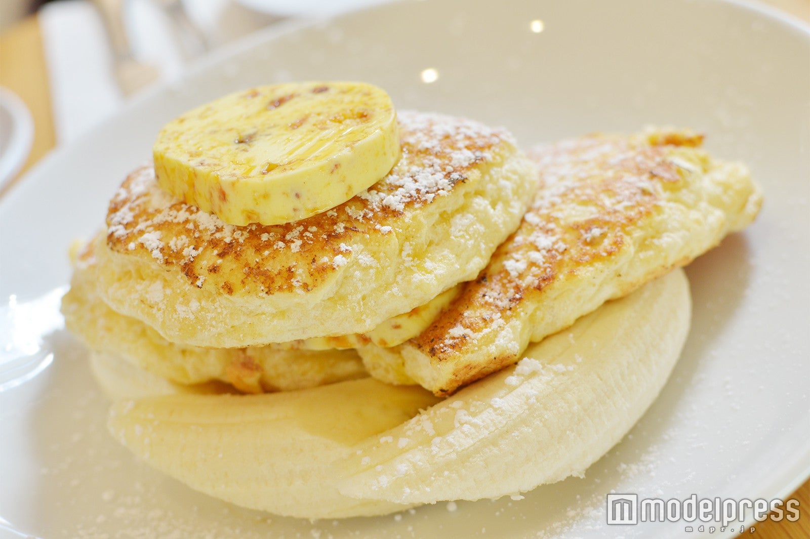 スフレのような食感に、リコッタチーズの爽やかなコク、ハニーコムバターの豊かな風味が絶品（C）モデルプレス