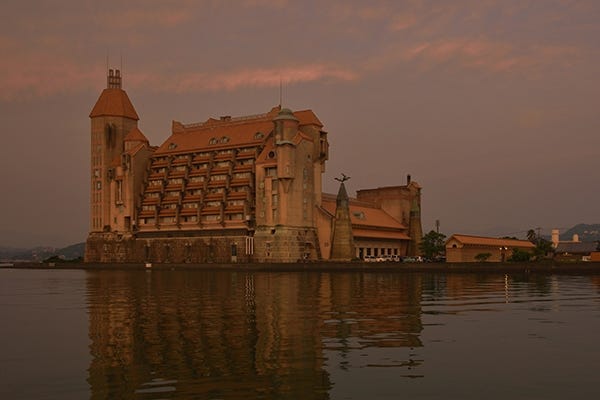 全室スイートの豪華宮殿ホテル!和歌山の温泉宿「ホテル川久」に泊まってみたい