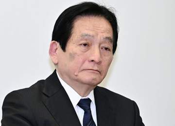 広島 鈴木本部長が小園海斗らの戦力外通告を説明「信頼関係を築くのが難しい」巻き返しへ「新井監督のもと一丸となるため」今後の4選手の道は「各球団の判断」