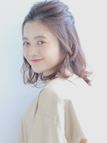 結婚式のお呼ばれアレンジヘア15選 前髪なしで作る髪型は大人女性にぴったり モデルプレス 結婚式のお呼ばれアレンジヘア15選 前髪なしで作る髪型は大人女性にぴったり モデルプレス