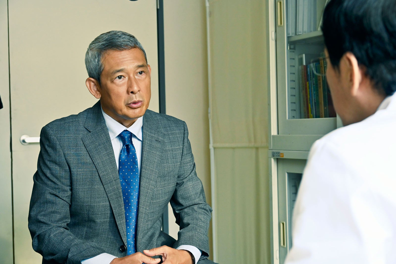 鶴見辰吾（C）桃戸ハル・講談社／読売テレビ