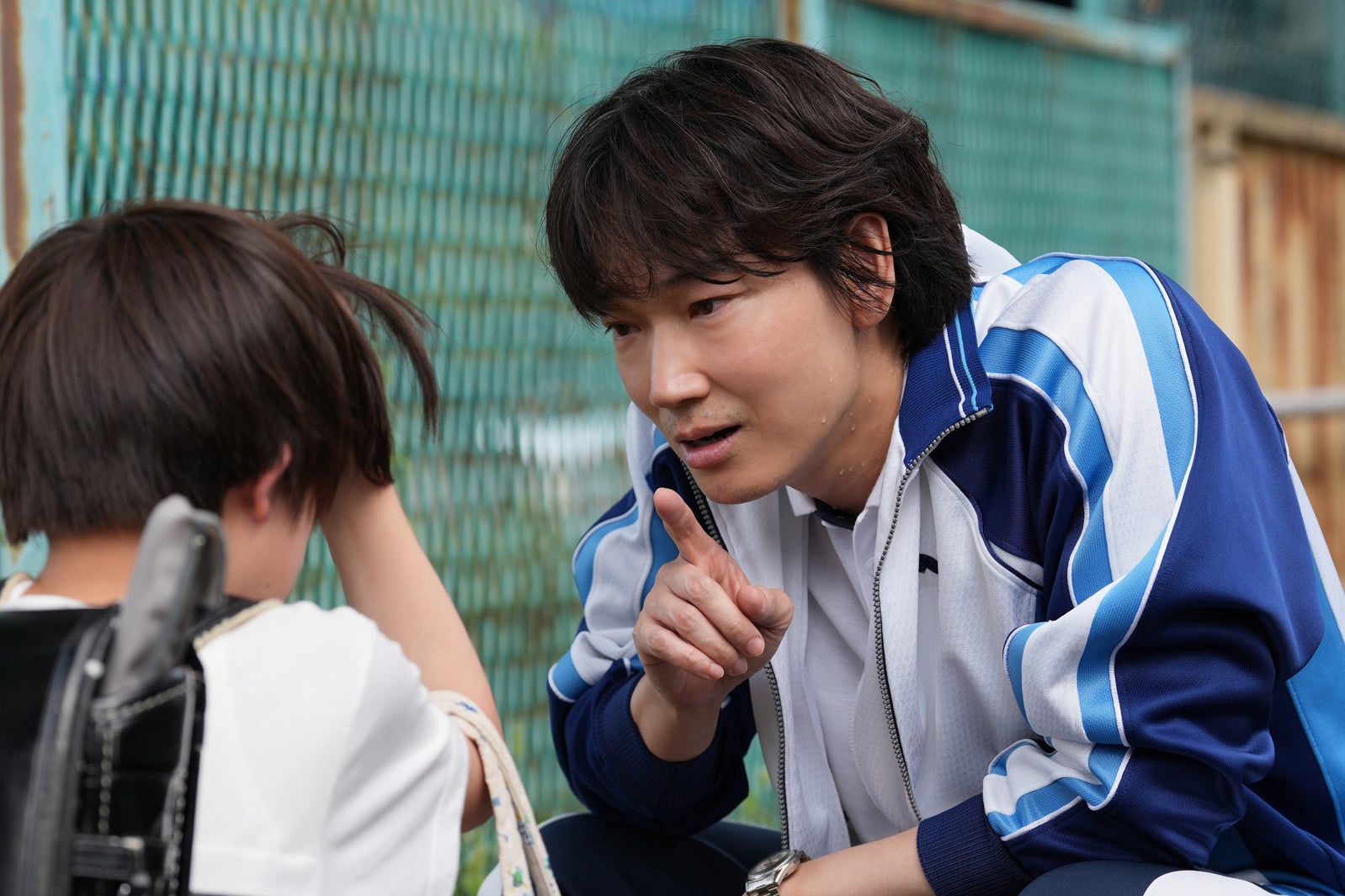 「でっちあげ　～殺人教師と呼ばれた男」（C）2025「でっちあげ」製作委員会 原作　福田ますみ「でっちあげ　福岡「殺人教師」事件の真相」（新潮文庫刊）