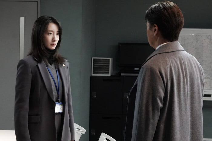 波瑠、石黒賢「アイシー~瞬間記憶捜査・柊班~」第6話(C)フジテレビ