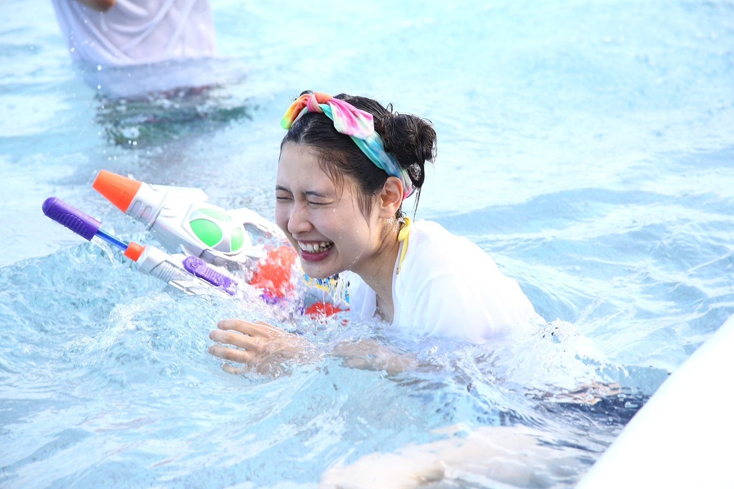 水量1万トンの水遊び!「としまえん」でプール貸切ウォーターイベント 野外DJパーティーも