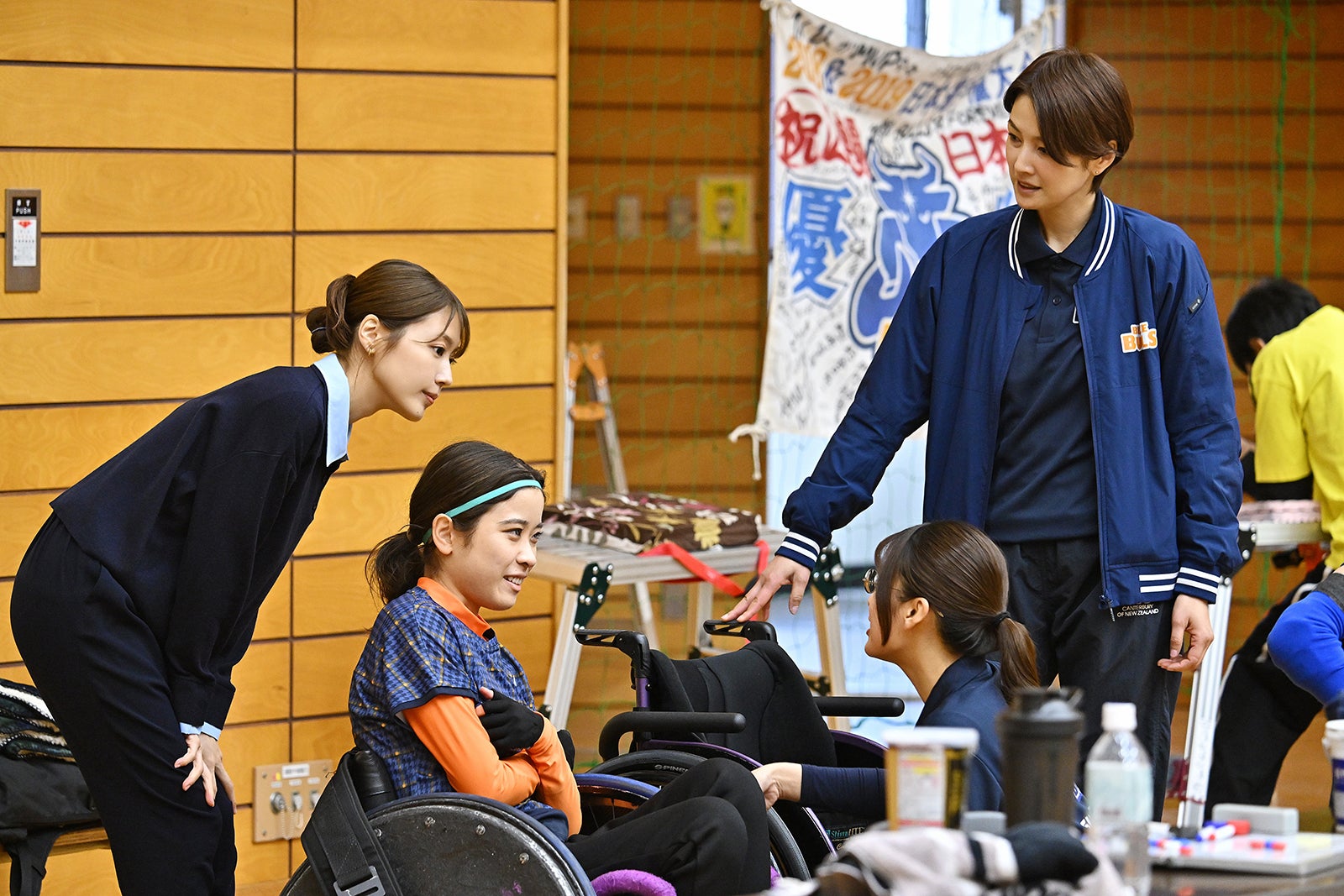 有村架純、円井わん、吉瀬美智子「ＧＩＦＴ」第4話（C）TBS