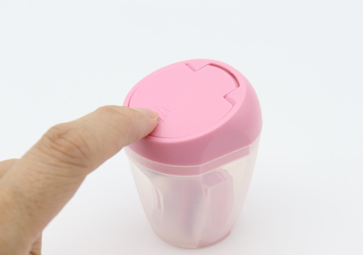 さすがに小さすぎるって！「ゴミ箱かと思ったのに！」デザインが秀逸な100均文房具