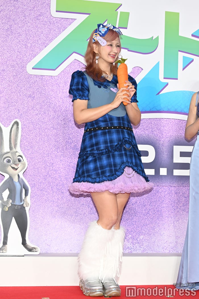 『ズートピア2』前夜祭に出席したしなこ(C)モデルプレス