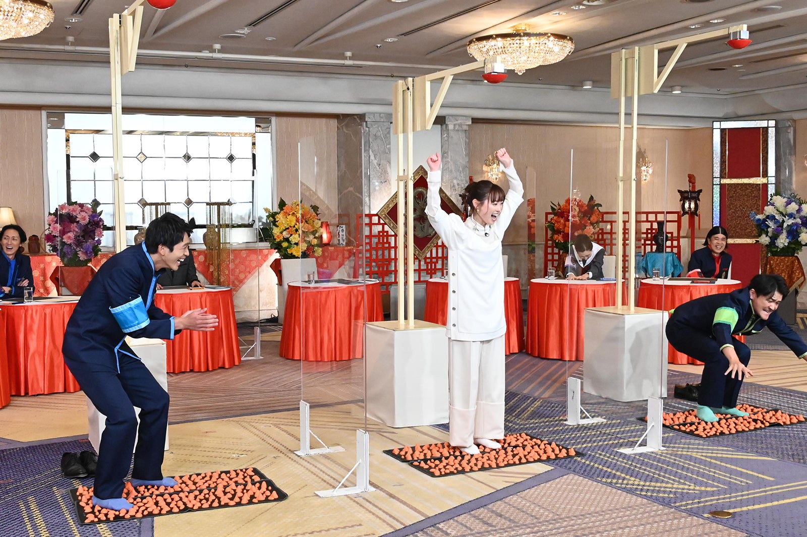 松下洸平、福原遥、ノブ （C）日本テレビ