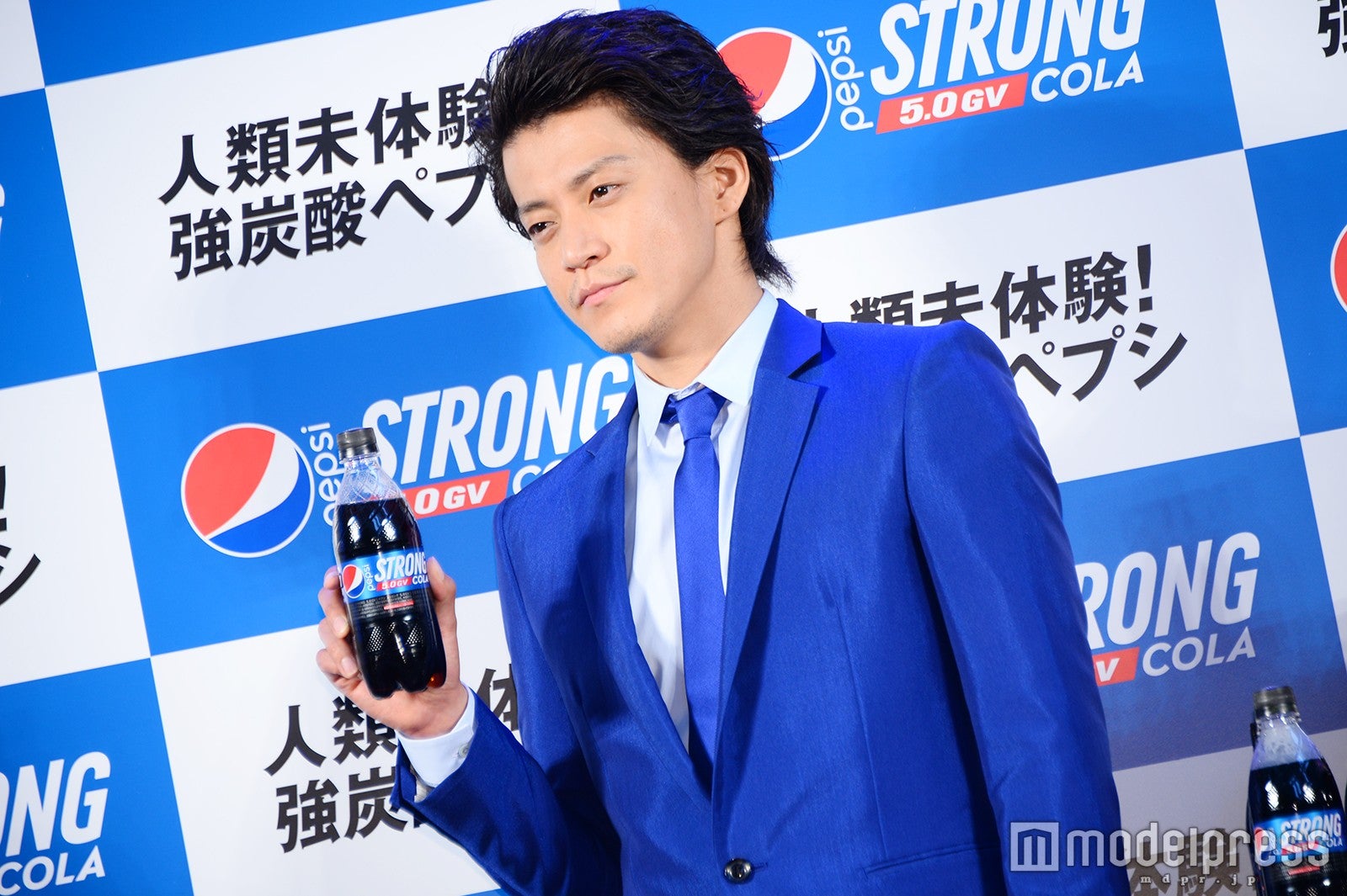 小栗旬（C）モデルプレス