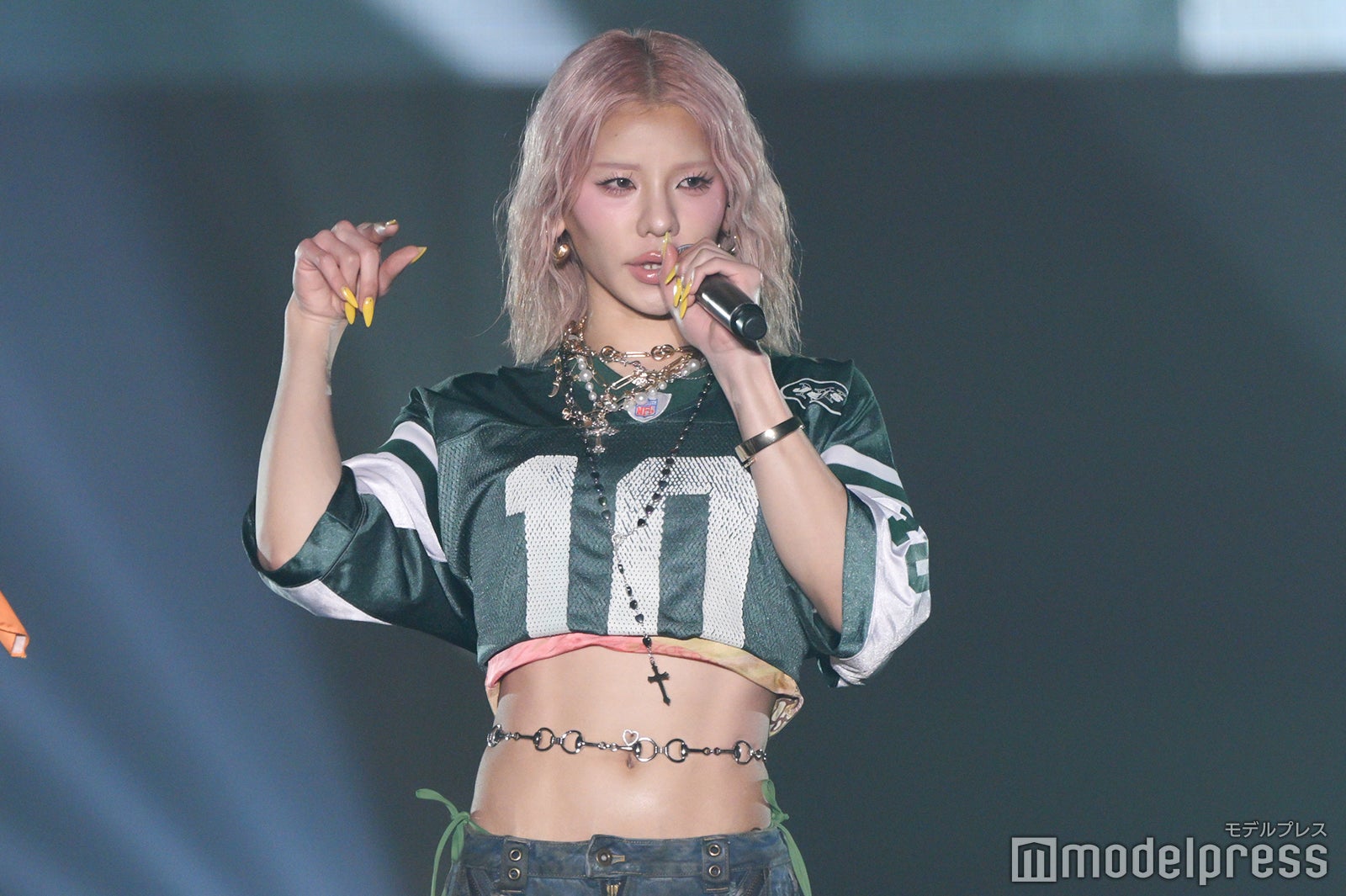 （C）モデルプレス