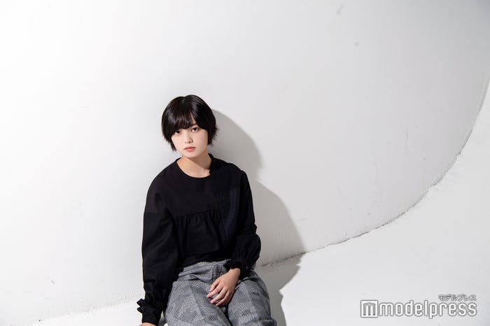 平手友梨奈(C)モデルプレス