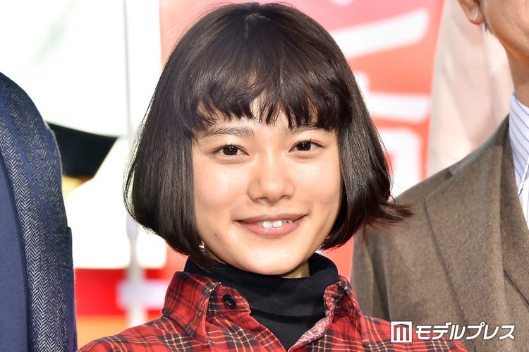 杉咲花主演 ハケン占い師アタル 初回視聴率発表 2桁の好発進 モデルプレス 杉咲花主演 ハケン占い師アタル 初回視聴率発表 2桁の好発進 モデルプレス