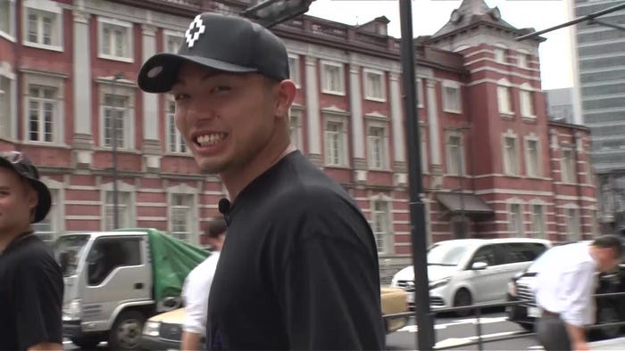 『与那嶺瑠唯持ち込み企画「僕らが知らない○○すぎる山手線スポット巡り」前編』より(画像提供:LDH JAPAN)