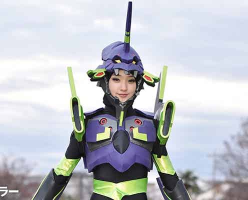 剛力彩芽の“エヴァコス”姿が話題「そっち?」「カワイイ」