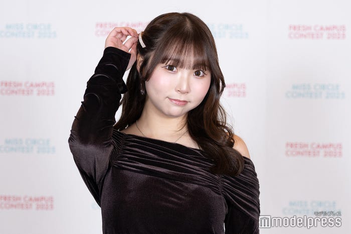 平野百菜さん(C)モデルプレス