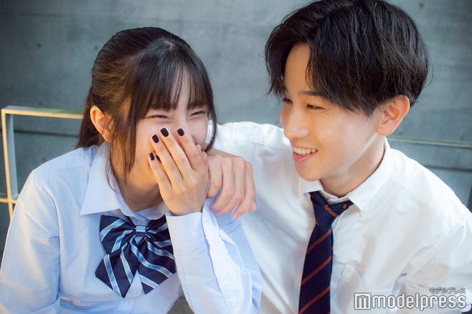 大西あきは、春山凜乃介（C）モデルプレス