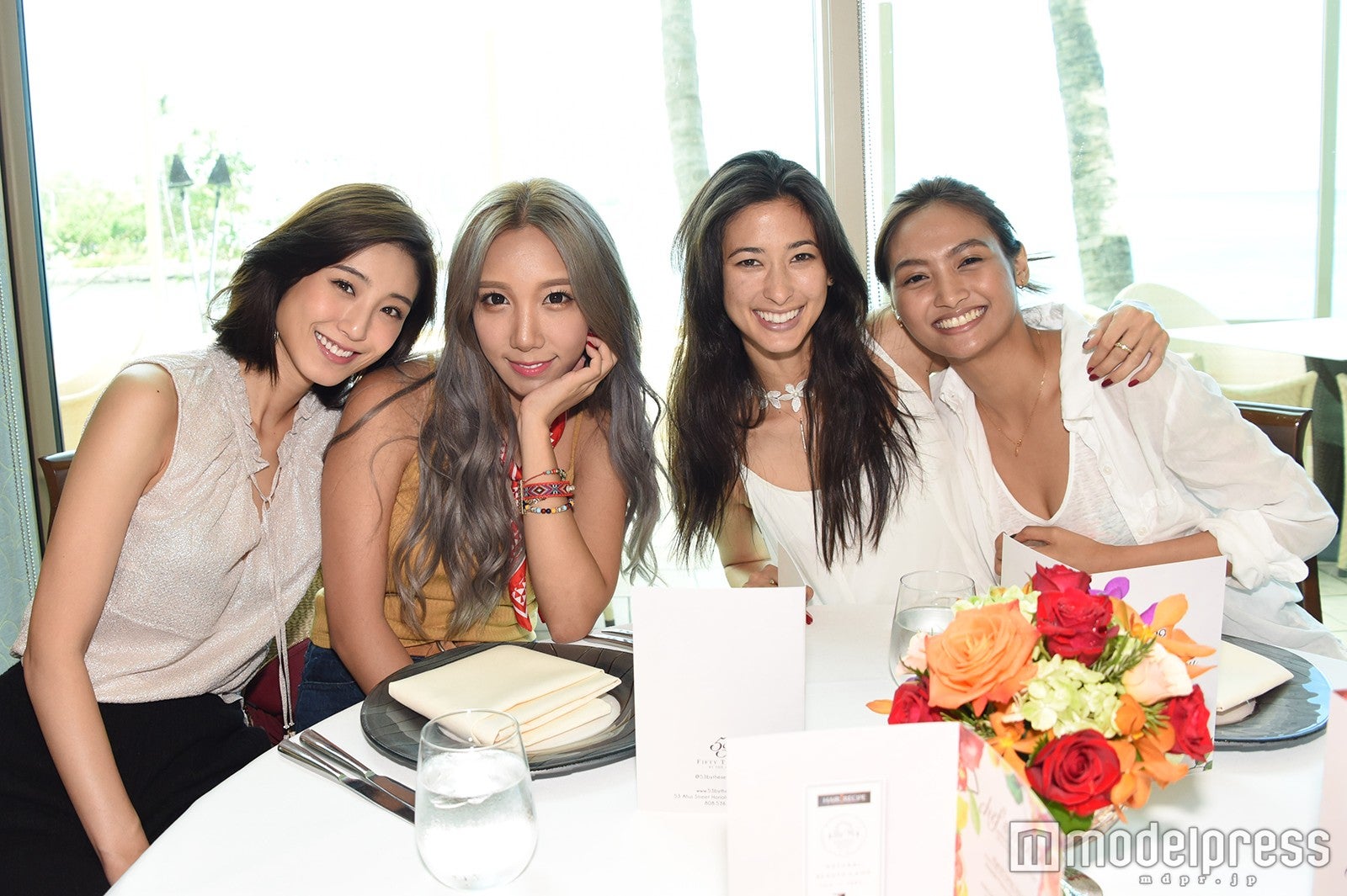 （左から）izu、ざわちん、メロディー洋子、香川沙耶（C）モデルプレス