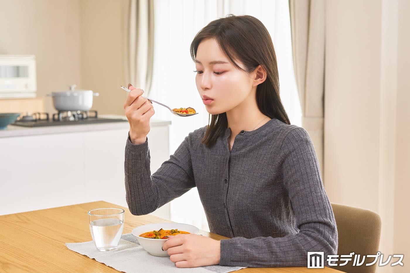 山崎江莉(C)モデルプレス