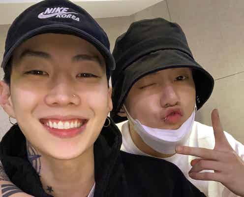 BTSジョングク、JAY PARKとのバックハグショットにファン驚き「凄いことが起こる予感…」