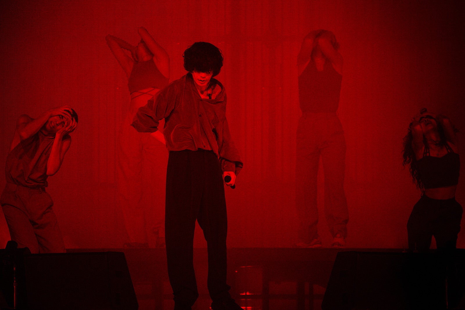 米津玄師／「米津玄師 2022 TOUR／変身」の様子（C）太田好治／立脇卓／横山マサト／八尾武志