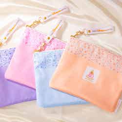 東京ディズニーランドホテル東京ディズニーリゾート40周年“ドリームゴーラウンド”スペシャルルームビッグアメニティーポーチ(中面のイメージ)(C)Disney