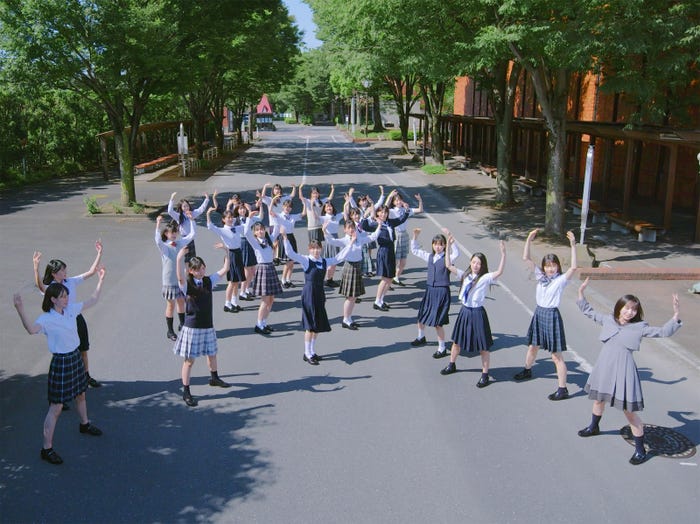 僕が見たかった青空「青空について考える」MVより(提供写真)