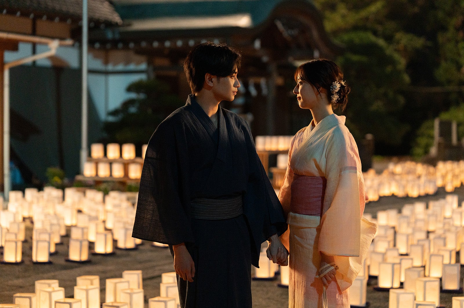 中島健人、新木優子／Netflixシリーズ「SとX」（提供写真）
