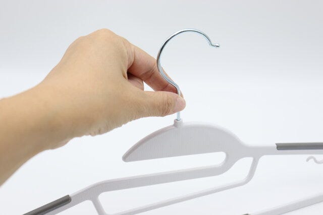 掛けやすいノンスリップハンガー（2本）　掛けやすい