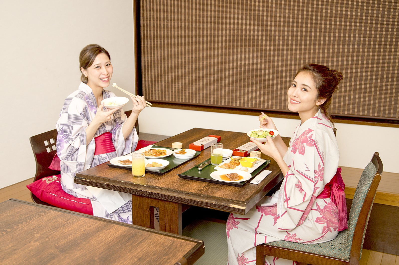 和洋中の料理の数は、約70種類！個室もあり