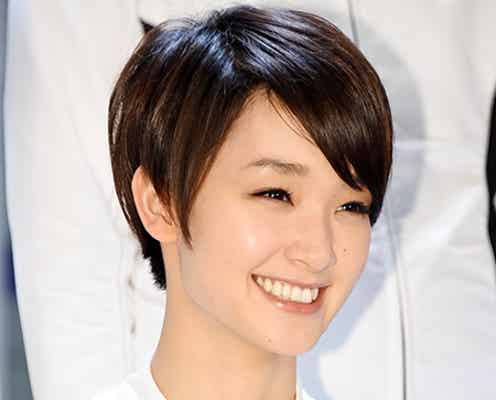 剛力彩芽の素顔は「驚くほど…」共演者の暴露に照れ笑い