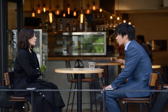 大塚寧々、田中圭/「おっさんずラブ」第4話より(C)テレビ朝日