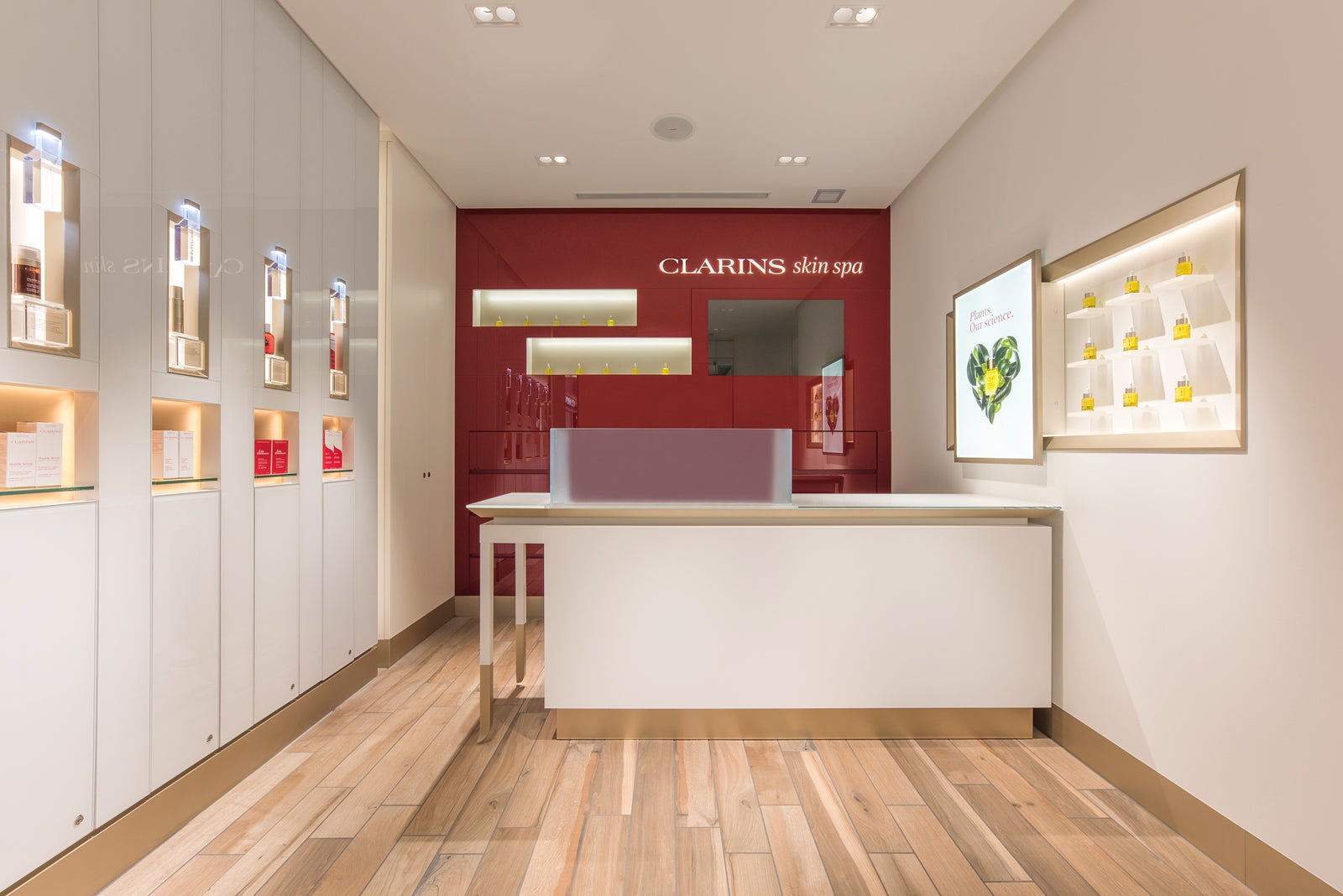 「クラランス スキン スパ GINZA SIX店」／画像提供：クラランス株式会社