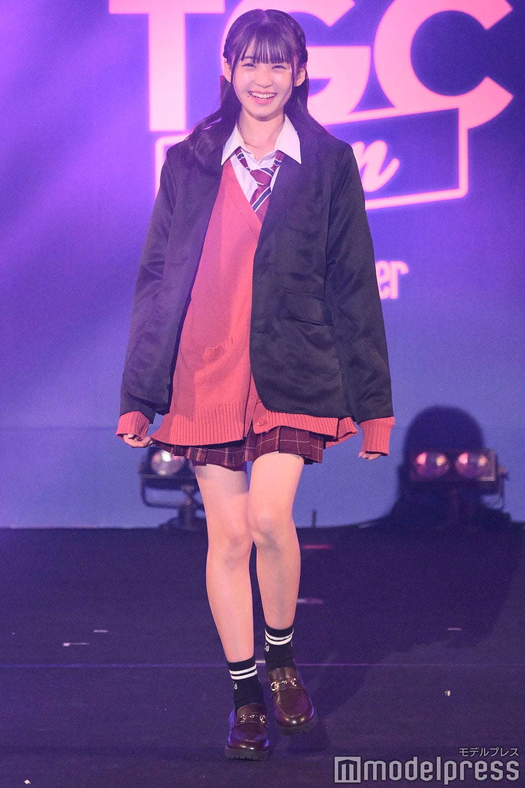 （C）モデルプレス