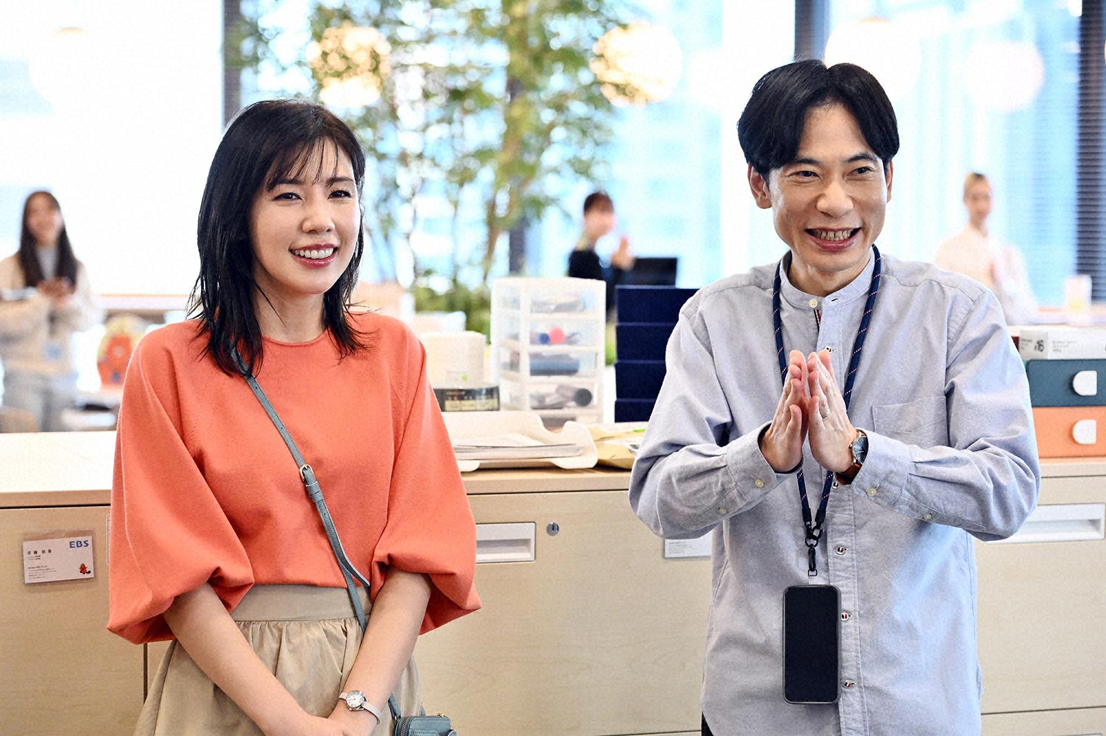 板倉俊之、仲里依紗「不適切にもほどがある！」第2話より（C）TBS