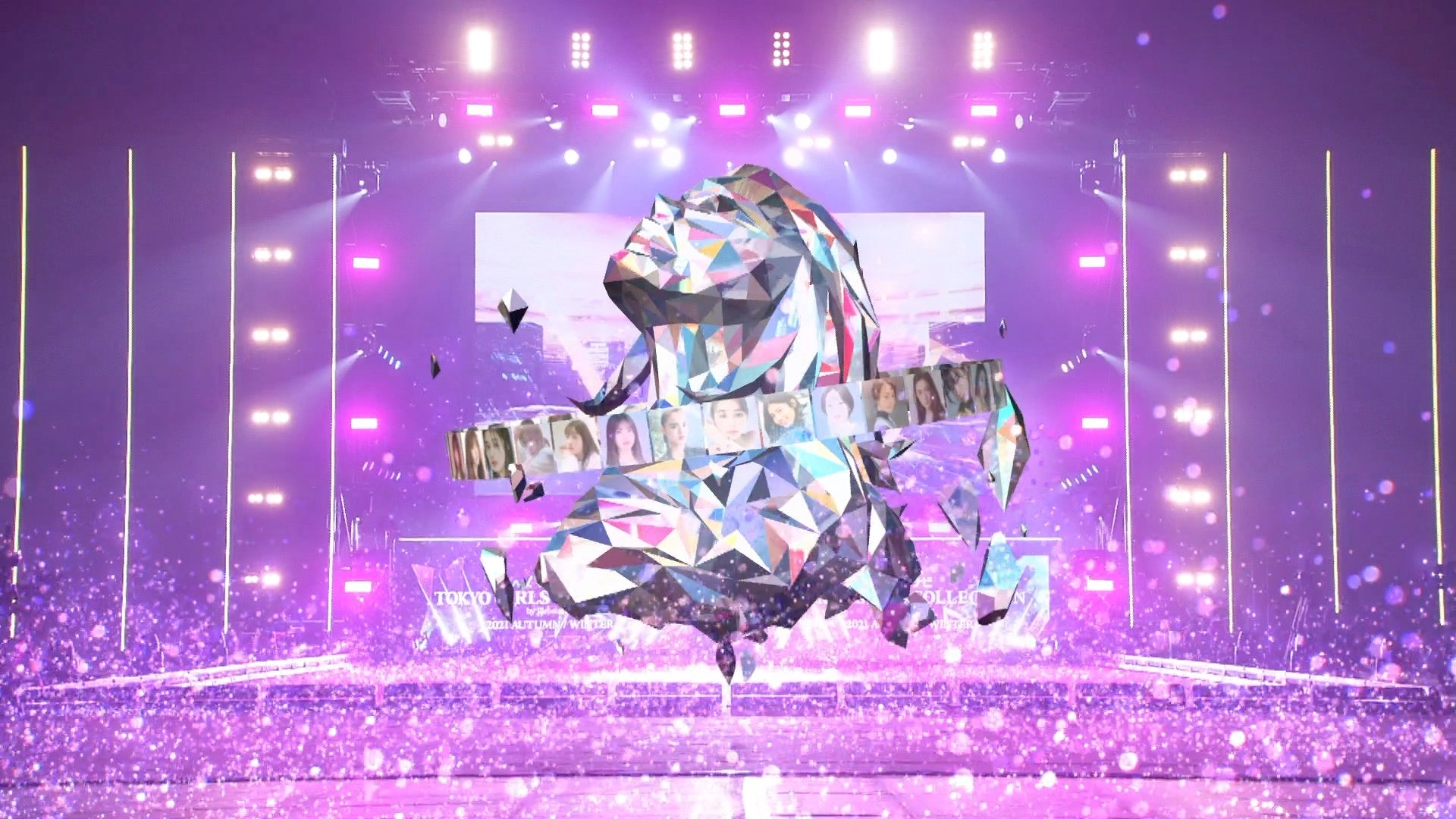 オープニングの模様（C）マイナビ 東京ガールズコレクション 2021 AUTUMN／WINTER