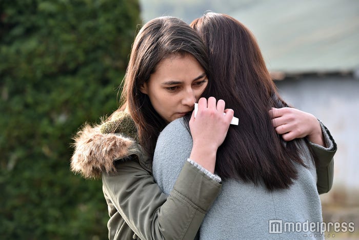 中井ノエミ、綾瀬はるか「わたしを離さないで」第6話より/画像提供:TBS