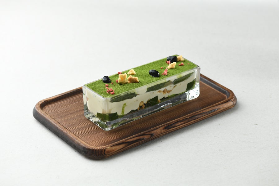 林屋新兵衛「古都の庭園パフェ」（1,566円）