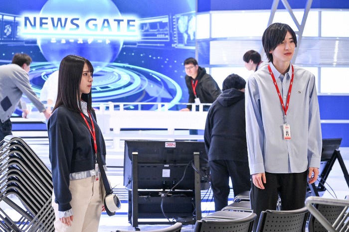 佐々木舞香、道枝駿佑「キャスター」最終話(C)TBS